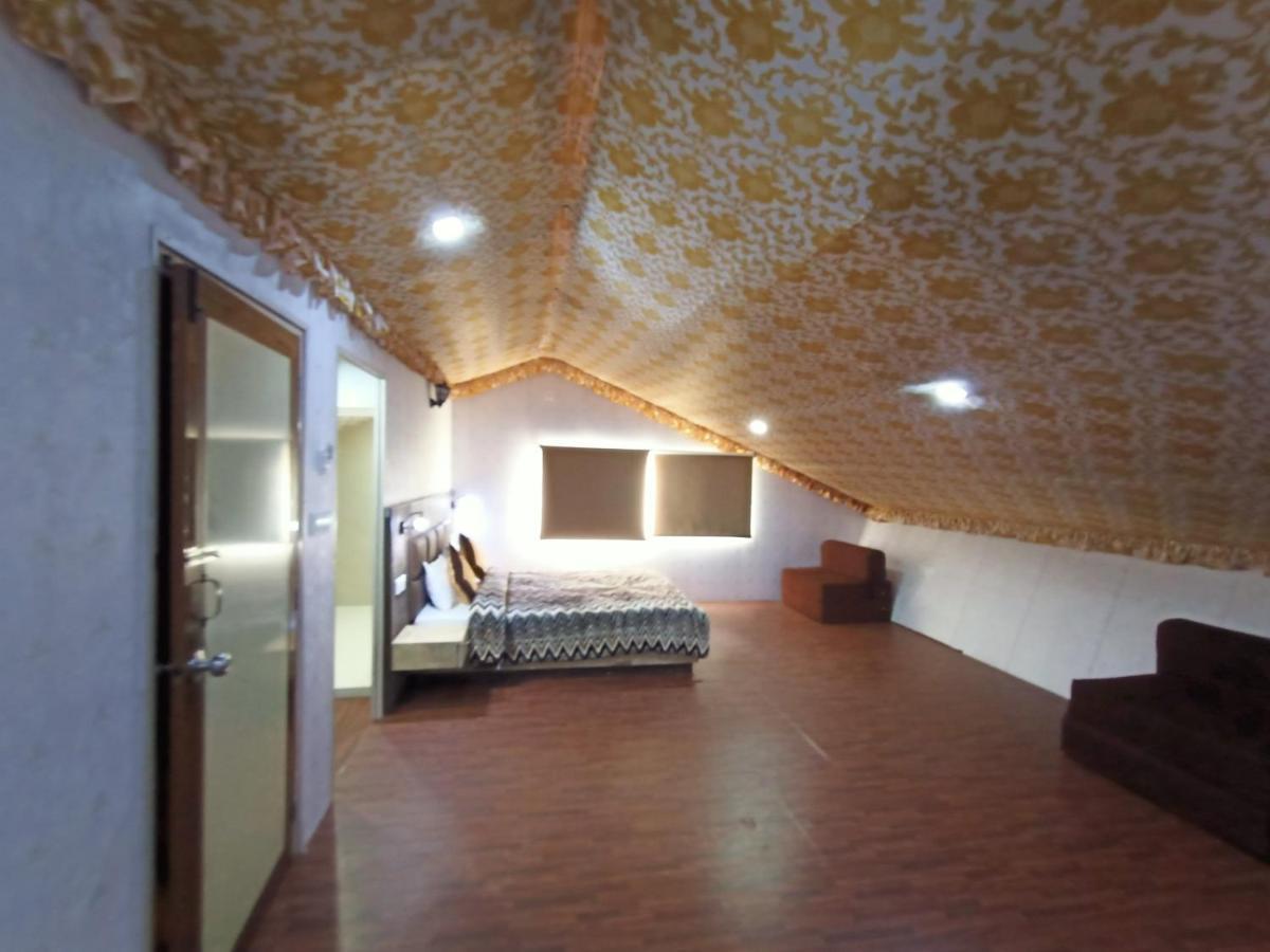Ghughuti Resort Lansdowne Buitenkant foto